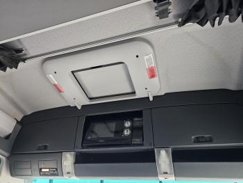 TGX 33.560 6x4 / RETARDER / 464 dkm